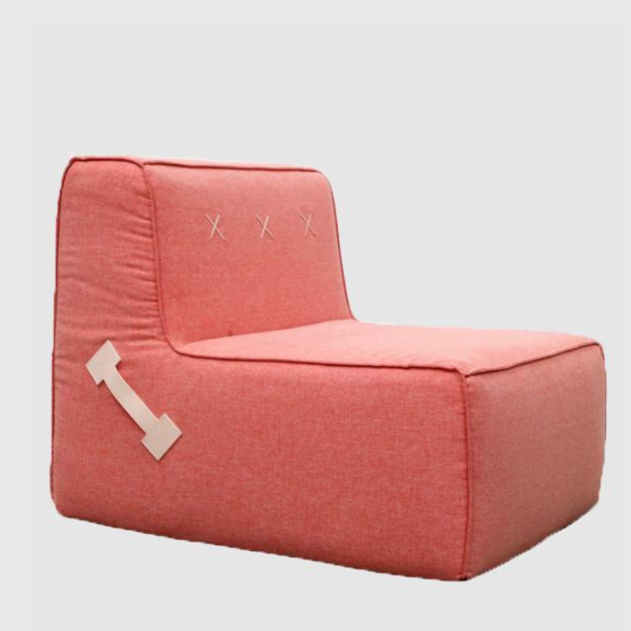 Two Design Lovers Koskela Quadrant Soft Sofa pink angle