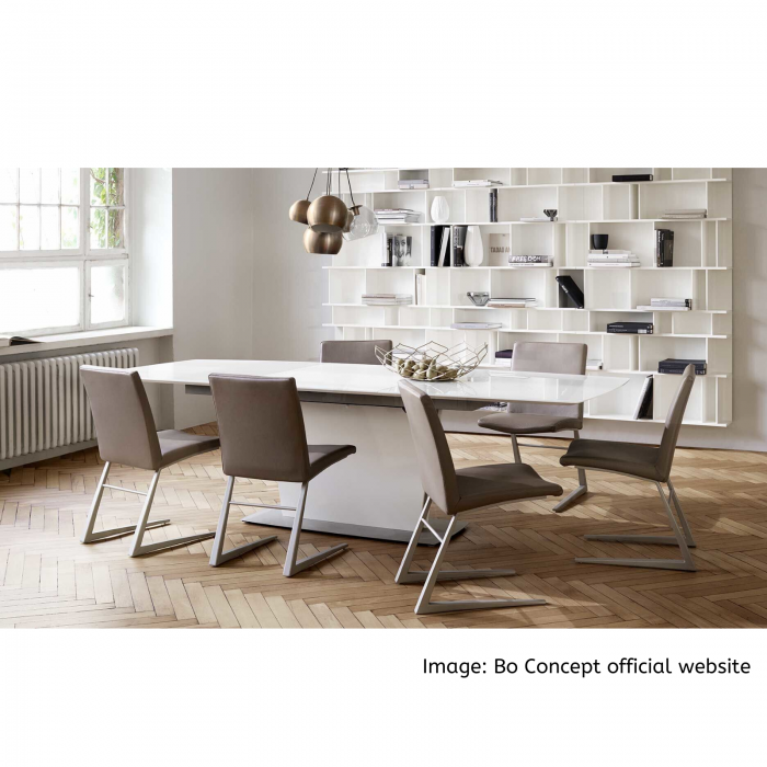 Bo Concept Mariposa dining chair taupe and Milano table