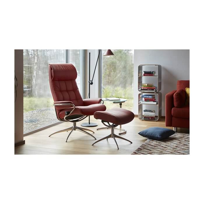 Stressless London Recliner with mathcing ottoman, second hand on Two Design Lovers