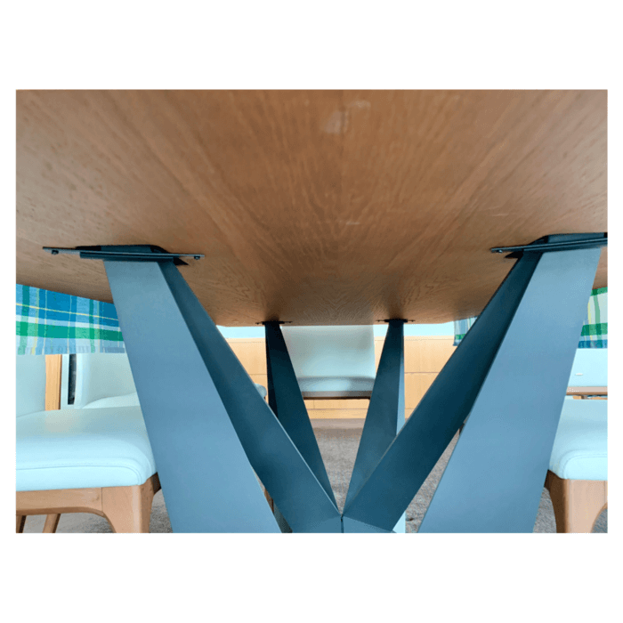 Two-Design-Lovers-Cattelan Italia Skorpio Dining Table