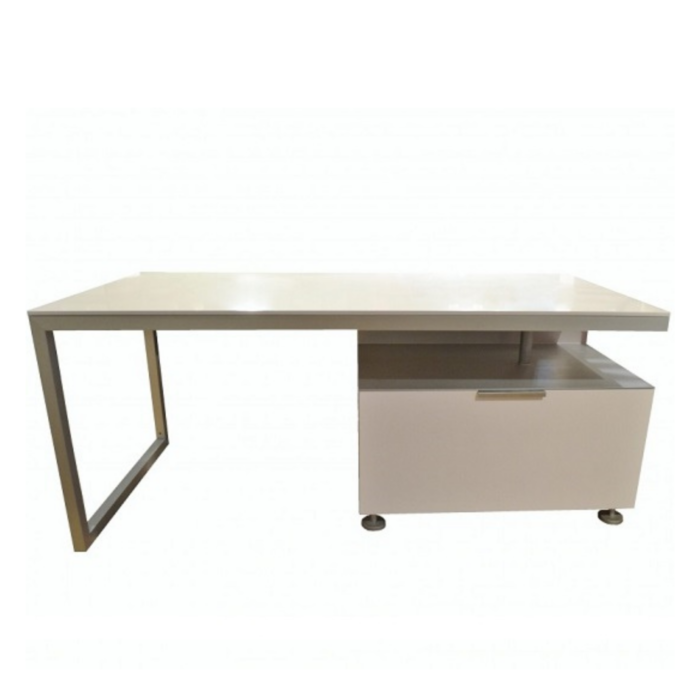Two-Design-Lovers-Ligne-Roset-Everywhere-Desk