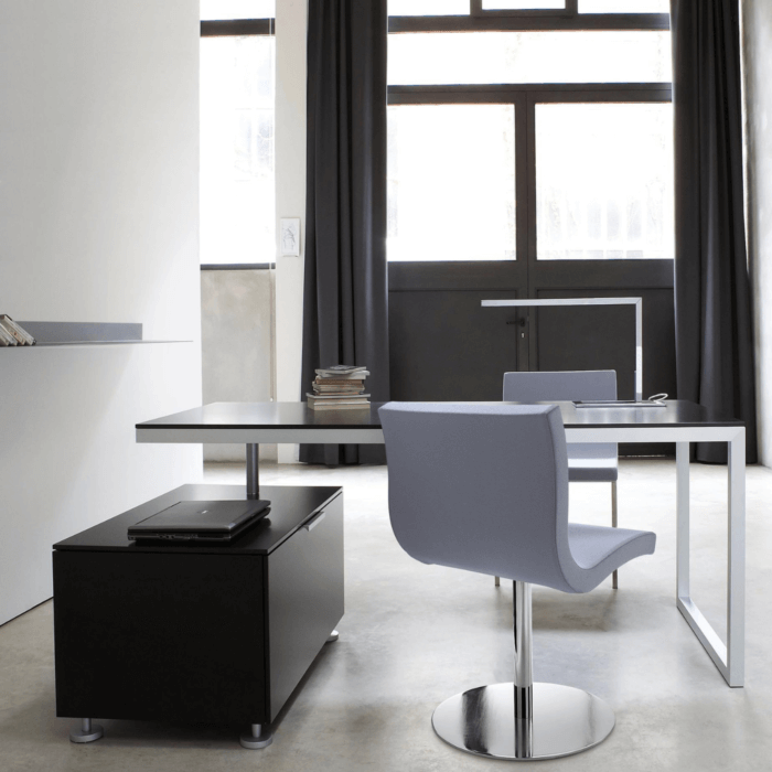 Two-Design-Lovers-Ligne-Roset-Everywhere-Desk