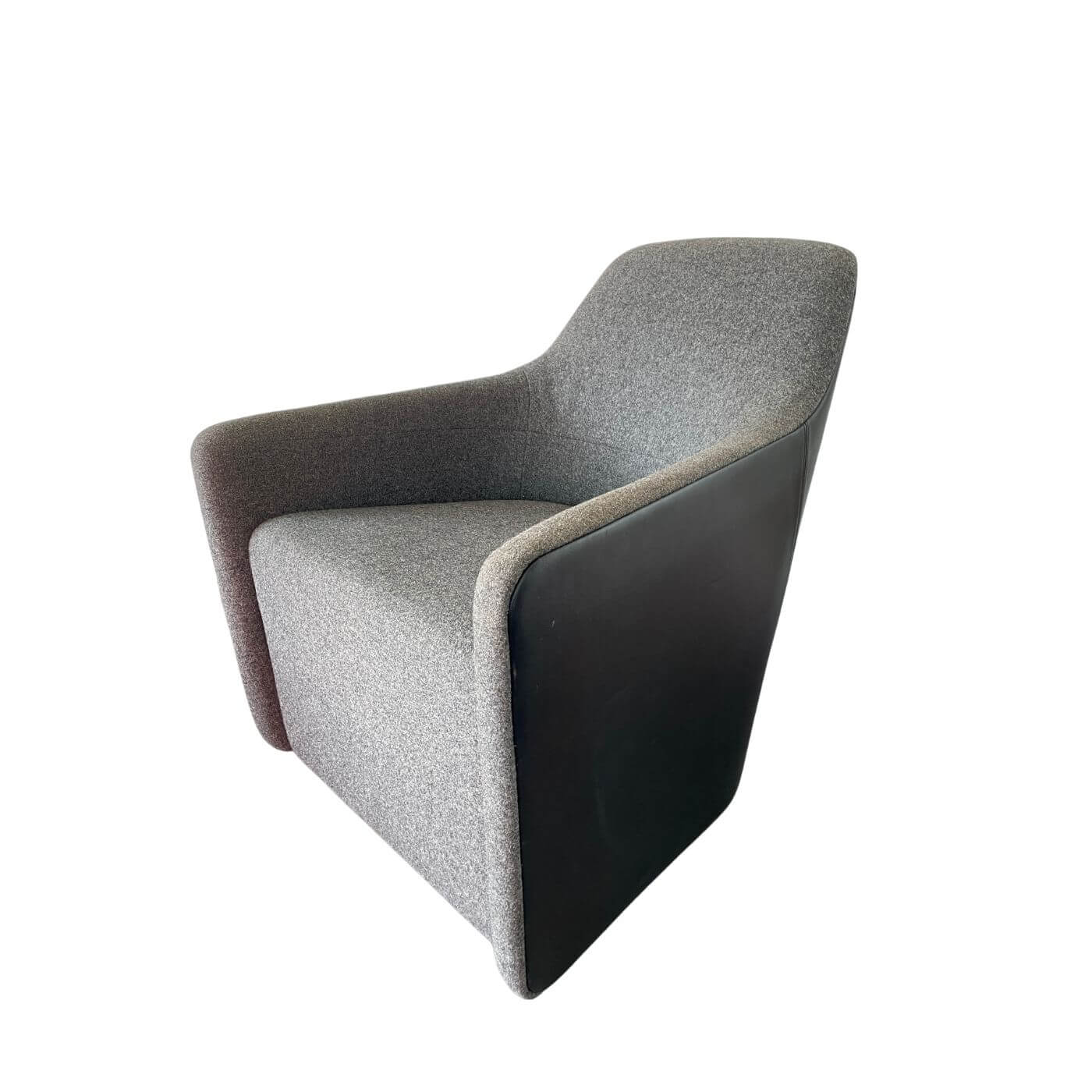 Walter Knoll Foster 520 armchair by Foster + Partners