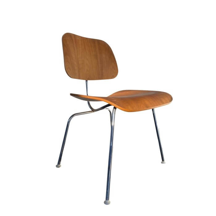 Two-Design-Lovers-Eames-Moulded-plywood-dining-chair-DCM