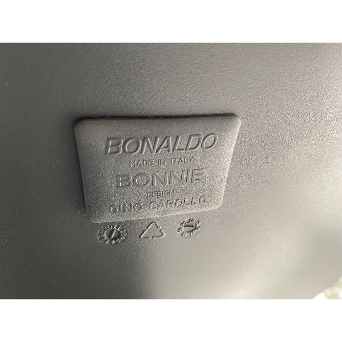 Two-Design-Lovers-Bonaldo-Bonnie-Stool_