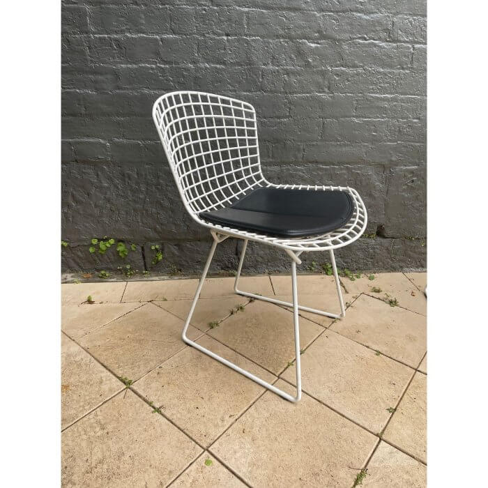 Knoll Bertoia Outdoor dining chair white