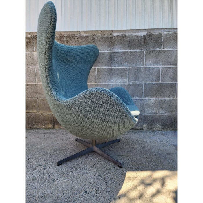 Vintage Fritz Hansen Egg Chair