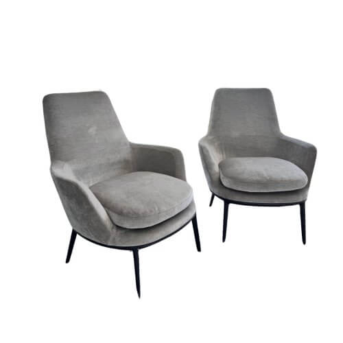 Two-Design-Lovers-Maxalto-Caratos-Lux-Armchairs