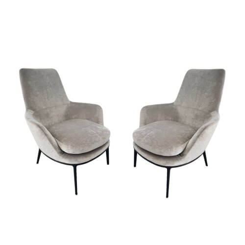 Two-Design-Lovers-Maxalto-Caratos-Lux-Armchairs
